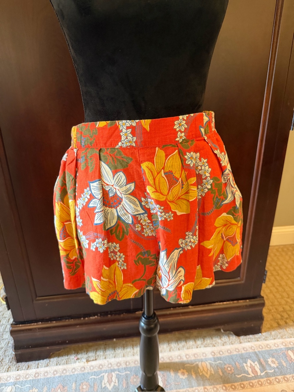 Faherty Bright Red Floral Mini Shorts